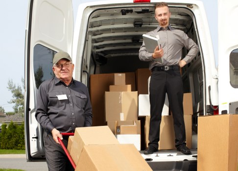 Mobile self storage container delivery in Foresthill
