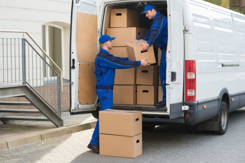 Packing and loading boxes for small removals in Foresthill