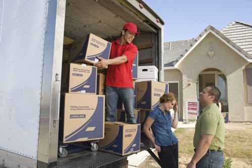 Low-carbon van supporting sustainable storage collections and deliveries